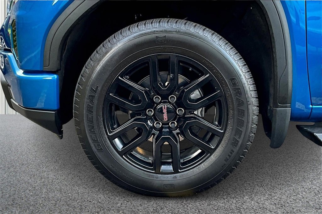 Used 2023 GMC Sierra 1500 Elevation image 30