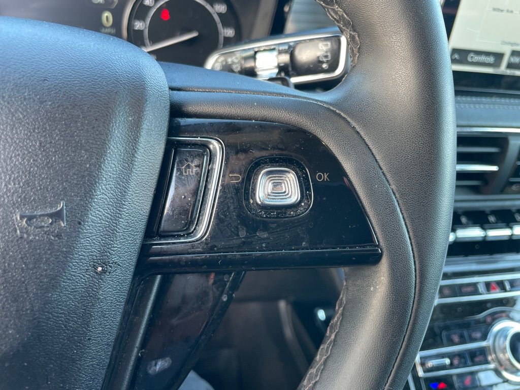 Used 2022 Lincoln Corsair AWD w/ Equipment Group 101A image 23