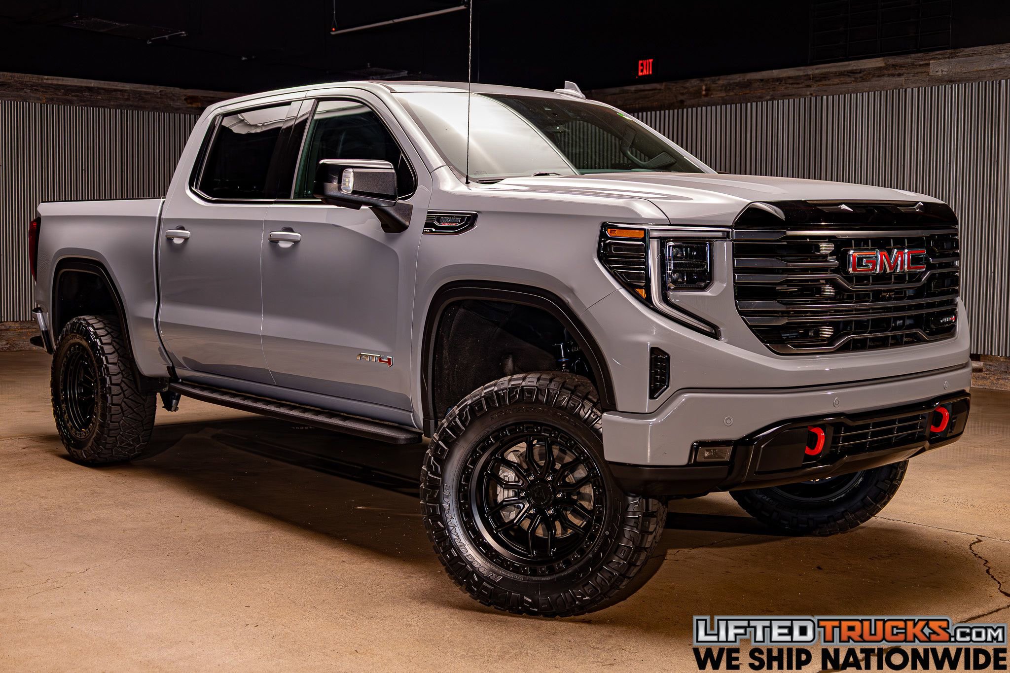 Used 2025 GMC Sierra 1500 AT4 w/ AT4 Premium Package AWD/4WD image 1