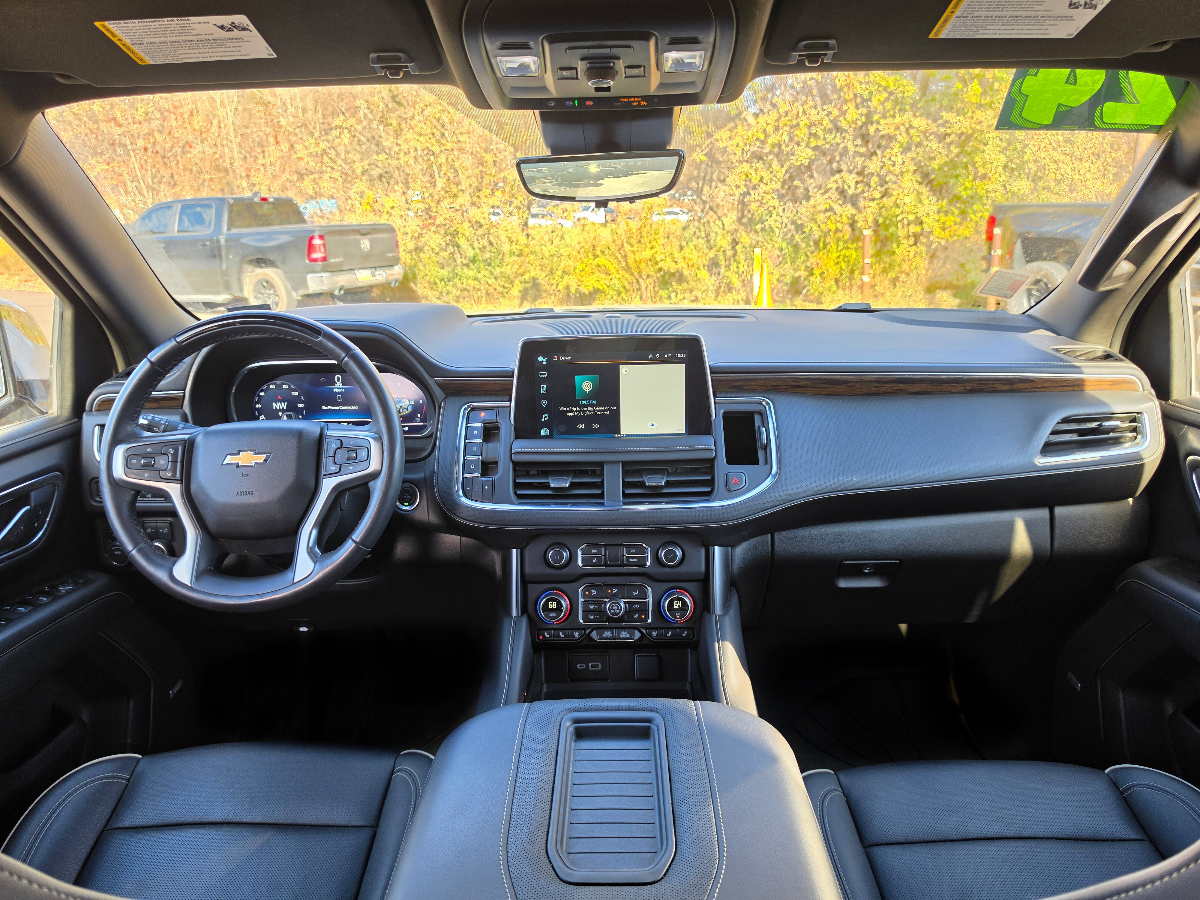 Used 2024 Chevrolet Tahoe Premier w/ Advanced Technology Package AWD/4WD image 16