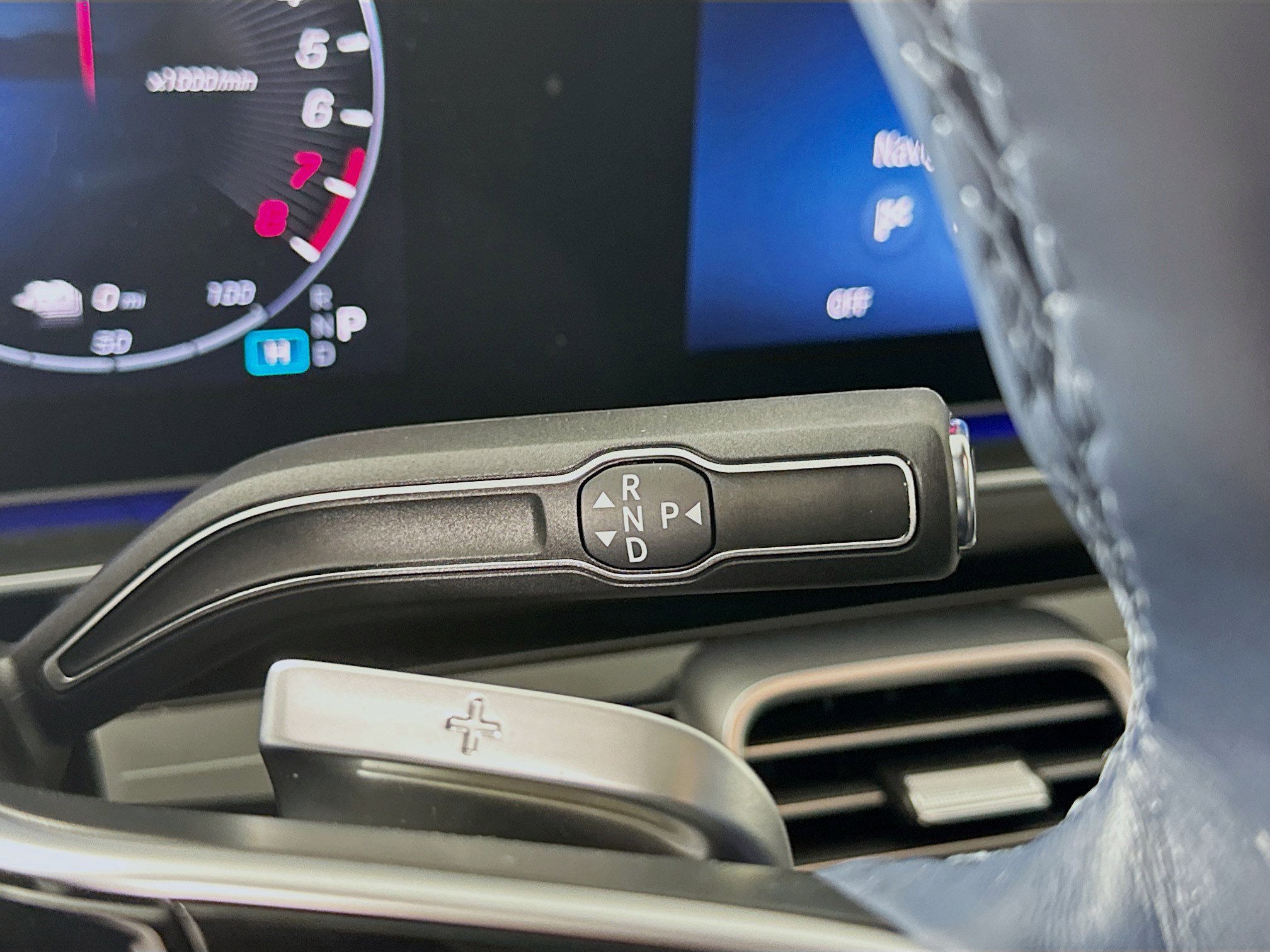 Certified 2025 Mercedes-Benz GLE 450e 4MATIC image 21