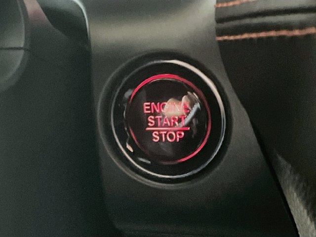Certified 2025 Honda HR-V Sport image 19