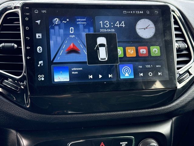 Used 2018 Jeep Compass Trailhawk w/ Cold Weather Group AWD/4WD image 28