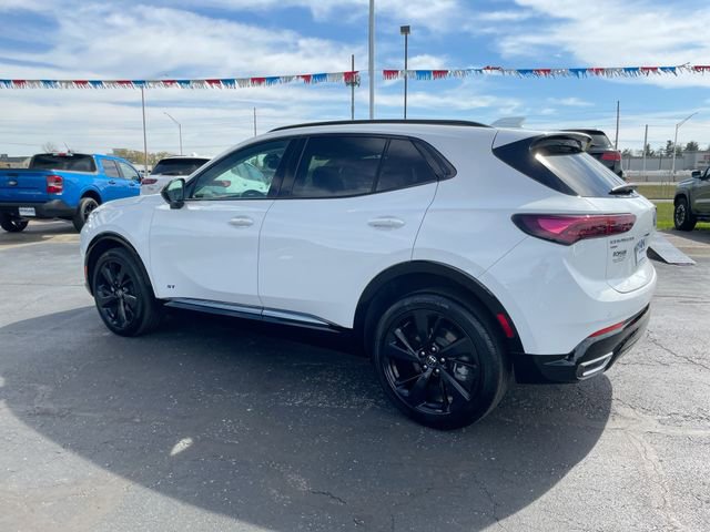 Used 2025 Buick Envision Sport Touring AWD/4WD image 3