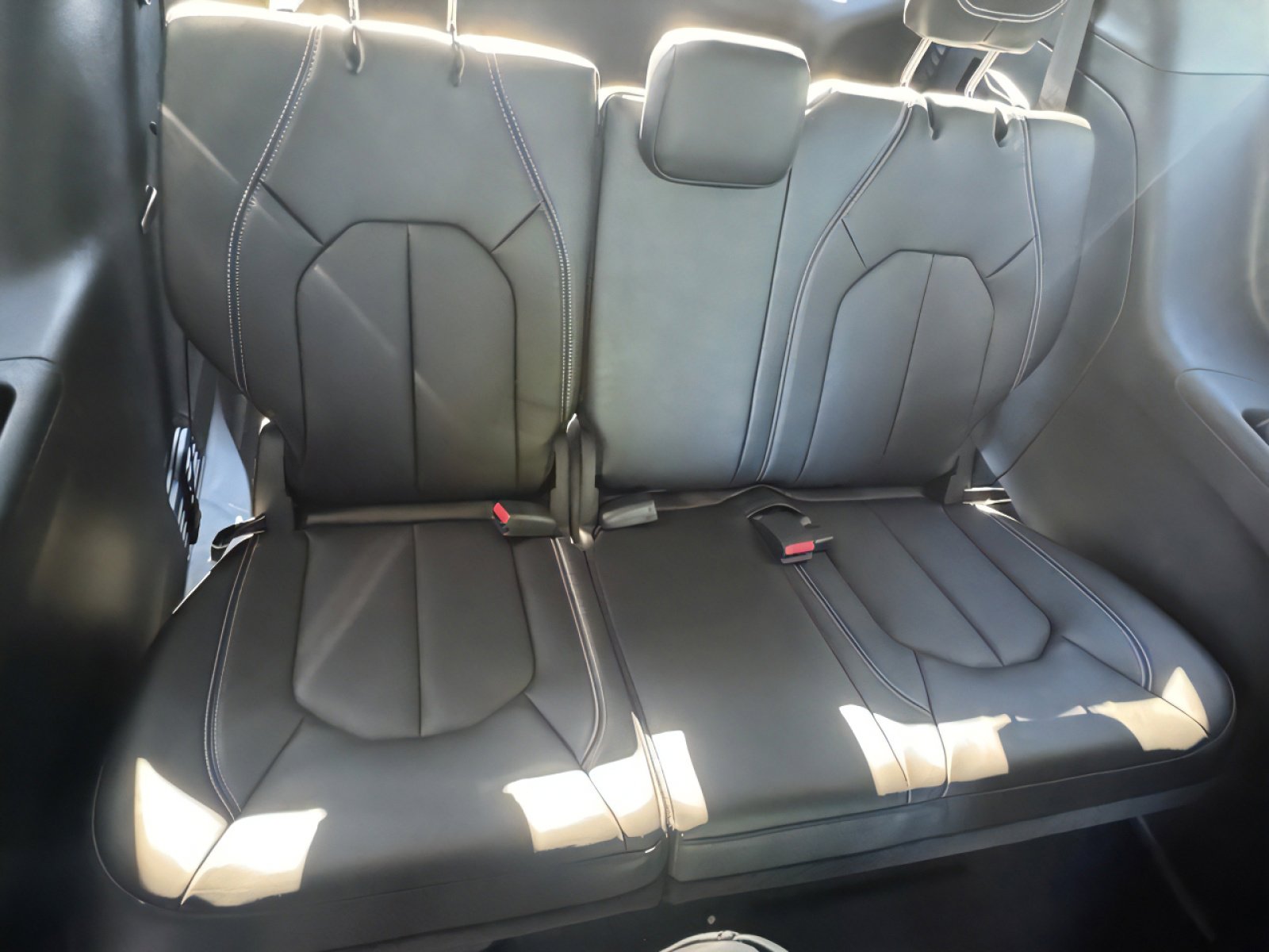 New 2026 Chrysler Pacifica Select image 13