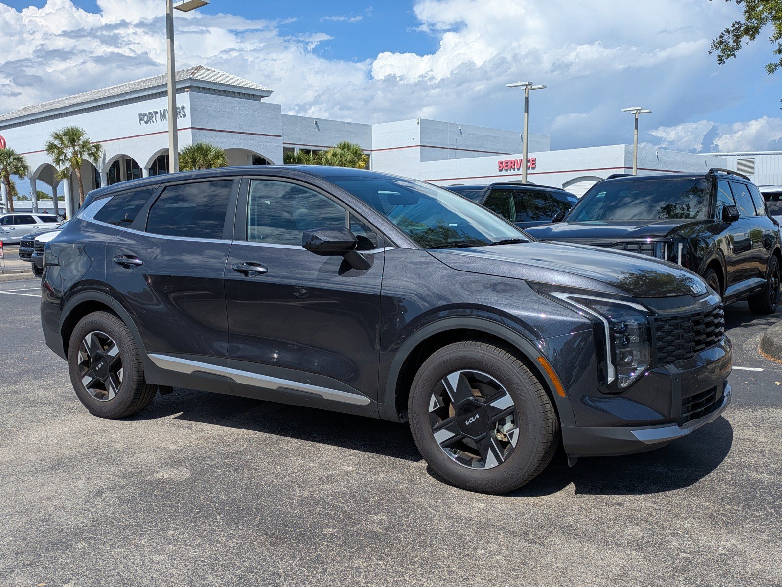 Certified 2026 Kia Sportage LX FWD image 2