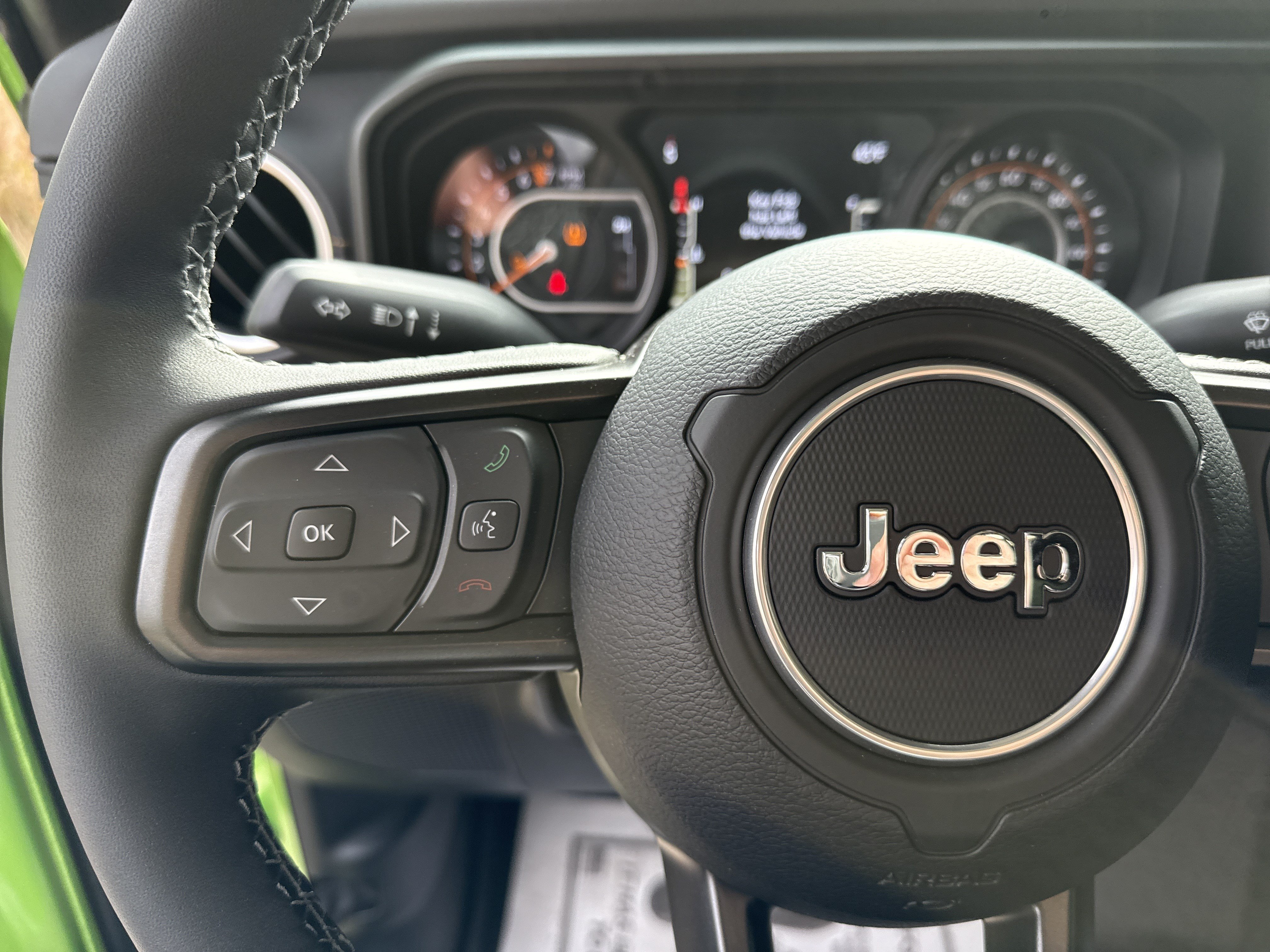 New 2025 Jeep Gladiator Sport w/ Premium Package AWD/4WD image 26