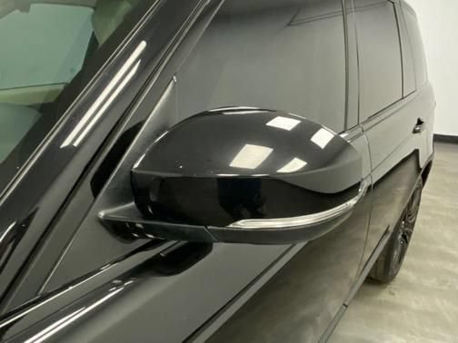 Used 2018 Land Rover Range Rover Supercharged AWD/4WD image 12
