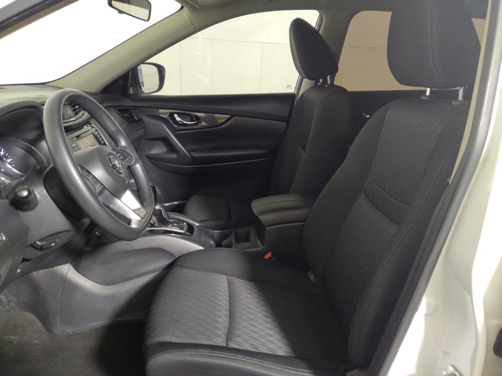 Used 2018 Nissan Rogue S AWD/4WD image 17