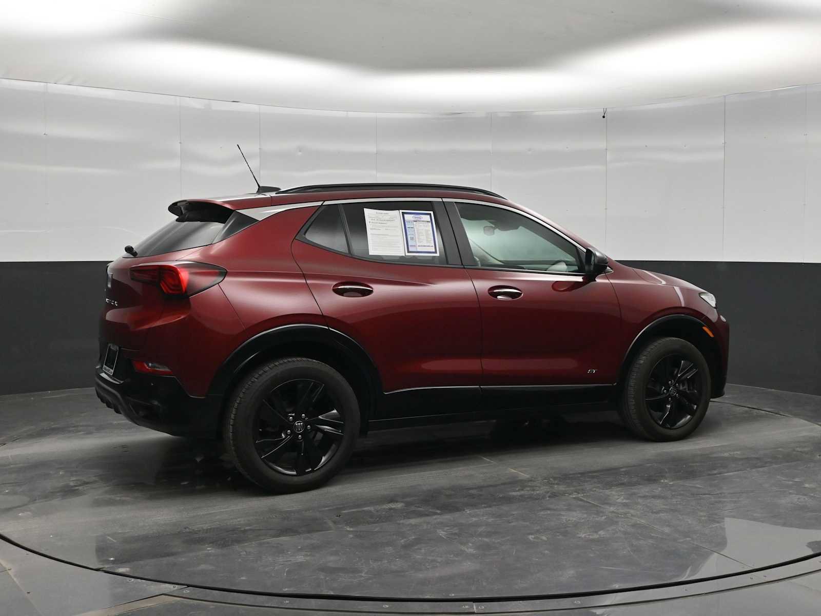 Used 2025 Buick Encore GX Sport Touring w/ Advanced Technology Package AWD/4WD image 8