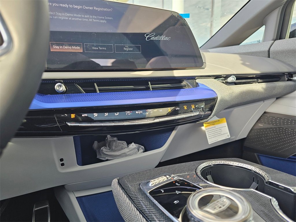 New 2026 Cadillac Optiq Sport 2 image 22