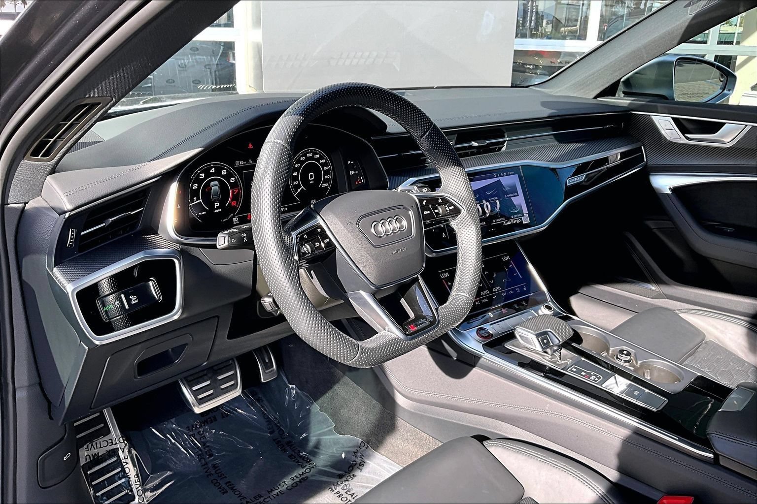 Used 2023 Audi RS 6 AWD/4WD image 14