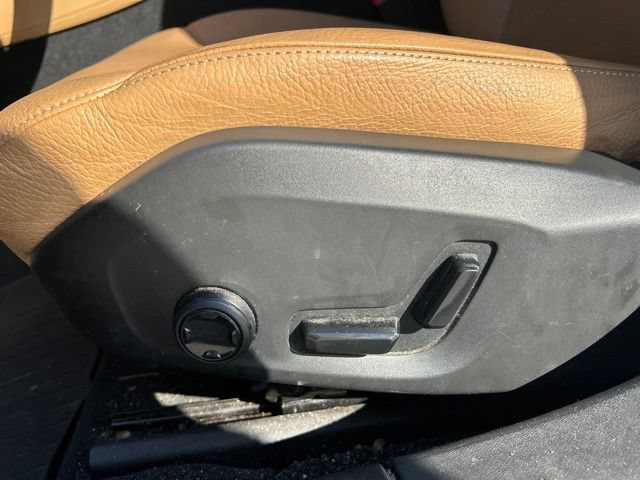 Used 2017 Volvo S90 T5 Momentum w/ Vision Package FWD image 24