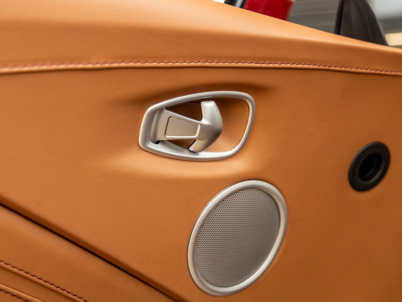 Used 2020 Aston Martin V8 Vantage Coupe RWD image 19