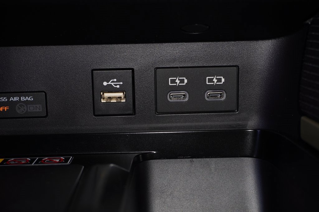 New 2026 Toyota Camry Hybrid image 14