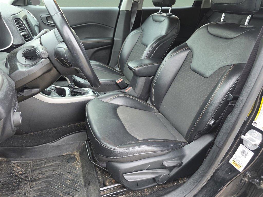 Used 2019 Jeep Compass Latitude image 18