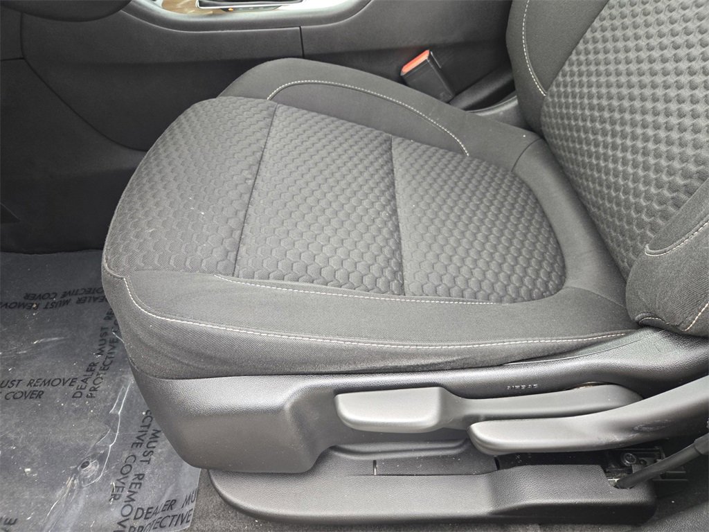 Used 2018 GMC Acadia SLE image 17