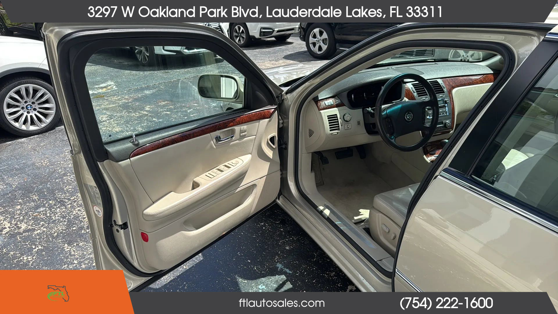 Used 2007 Cadillac DTS w/ Trunk Convenience Package image 22