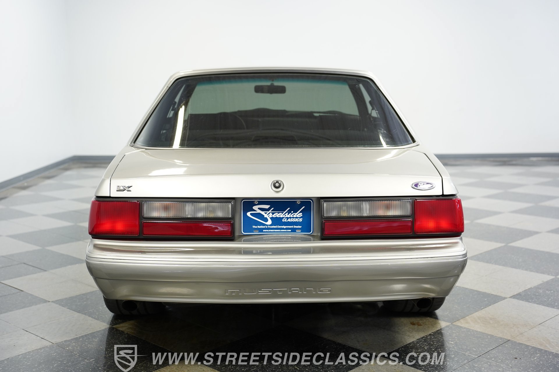 Used 1987 Ford Mustang LX RWD image 12