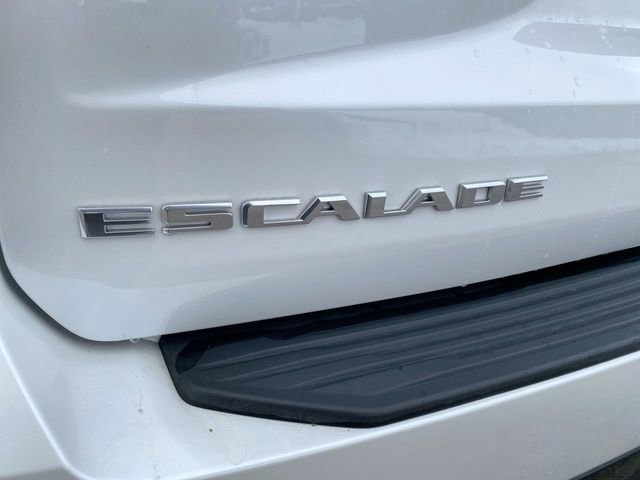 Used 2025 Cadillac Escalade Premium Luxury w/ LPO, Floor Liner Package image 31