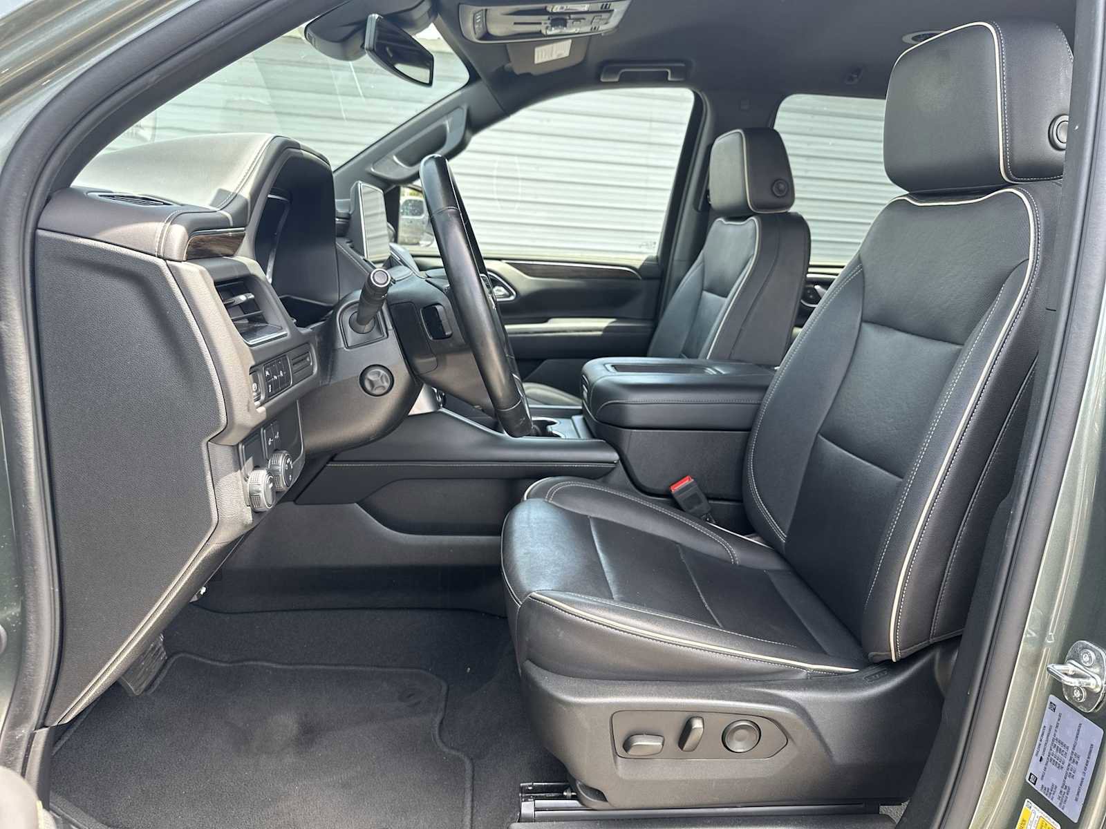 Certified 2023 Chevrolet Suburban Premier RWD image 15