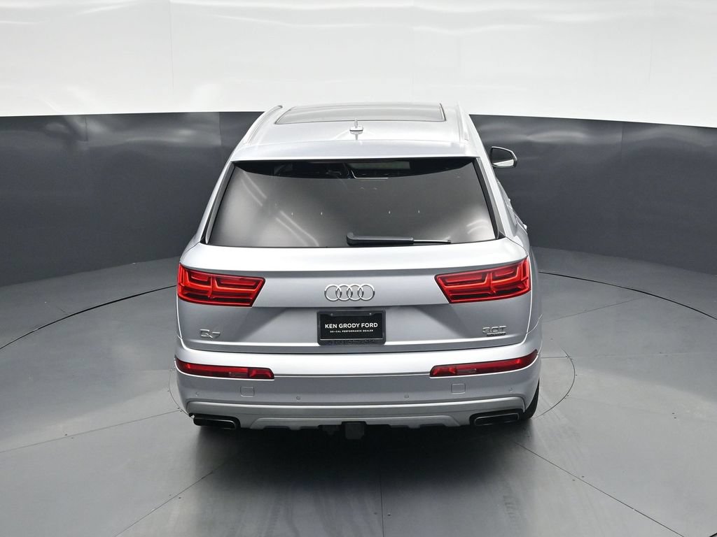 Used 2017 Audi Q7 3.0T Premium Plus w/ Premium Plus Package AWD/4WD image 45
