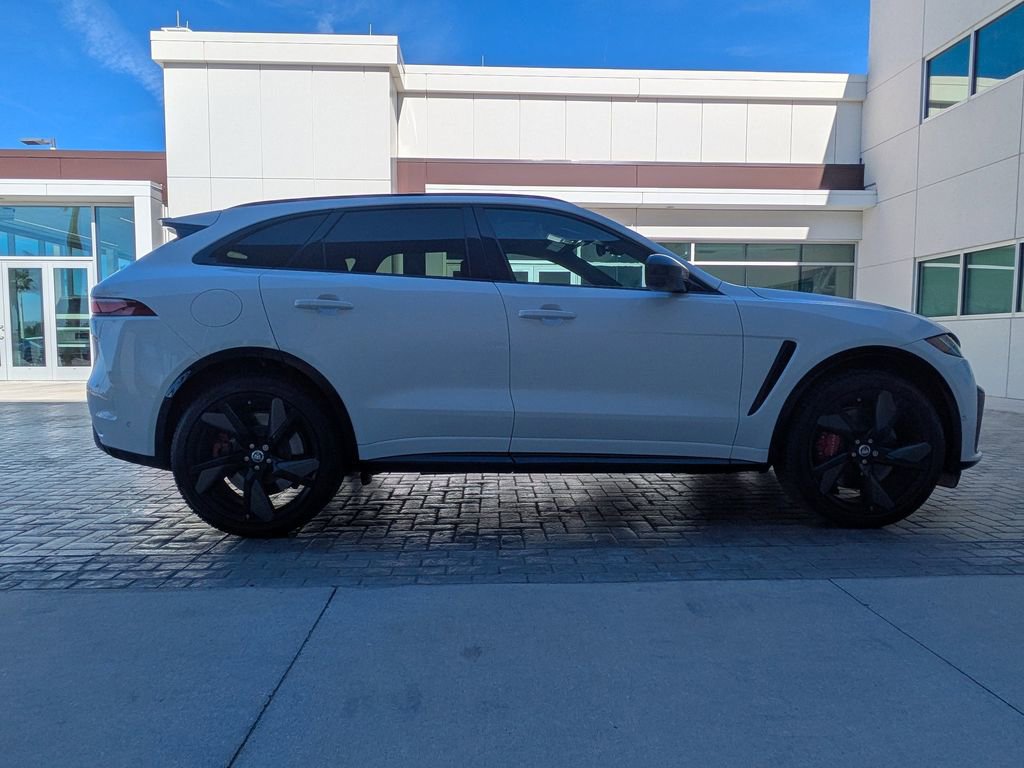 New 2026 Jaguar F-PACE SVR image 3