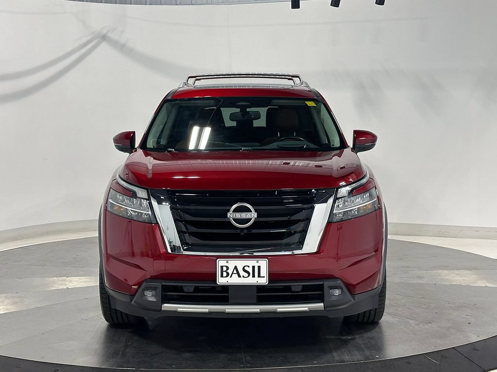 Used 2022 Nissan Pathfinder Platinum w/ Cargo Package AWD/4WD image 9