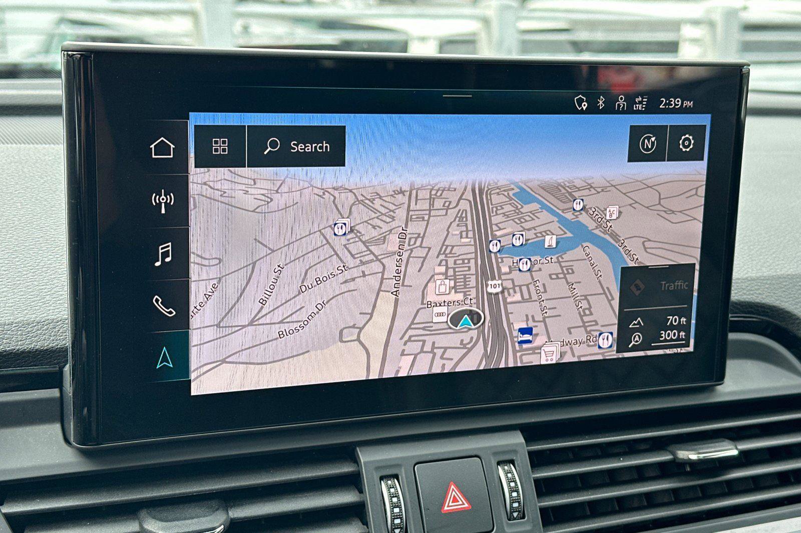 Used 2023 Audi SQ5 Prestige w/ Prestige Package image 18