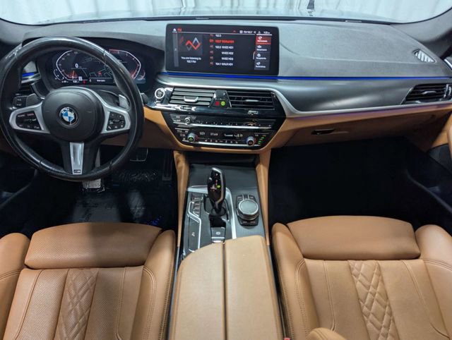 Used 2023 BMW 530i w/ M Sport Package RWD image 6