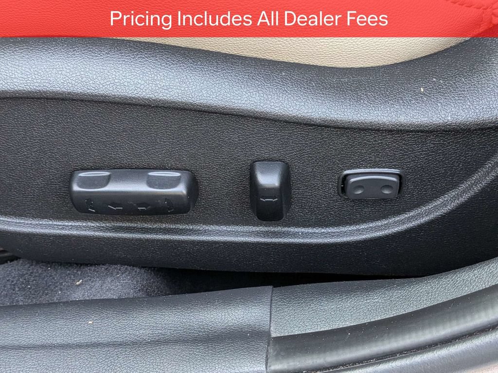 Used 2015 Hyundai Elantra Limited FWD image 19