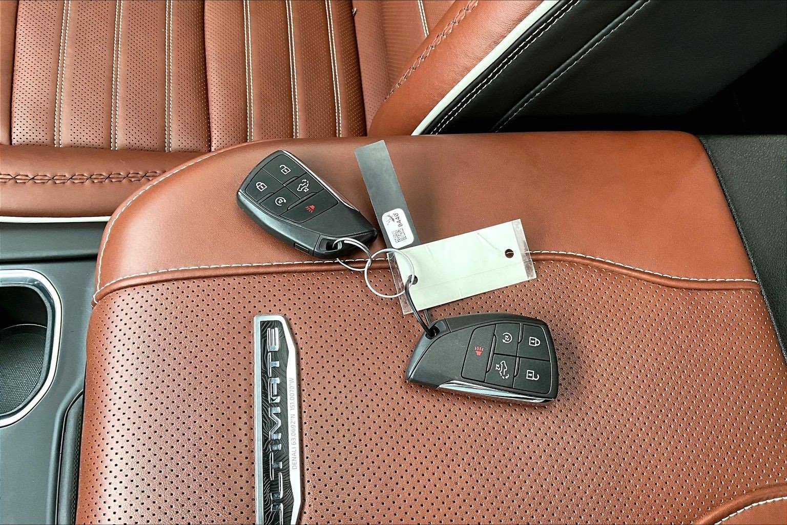 Used 2024 GMC Sierra 2500 Denali Ultimate image 10