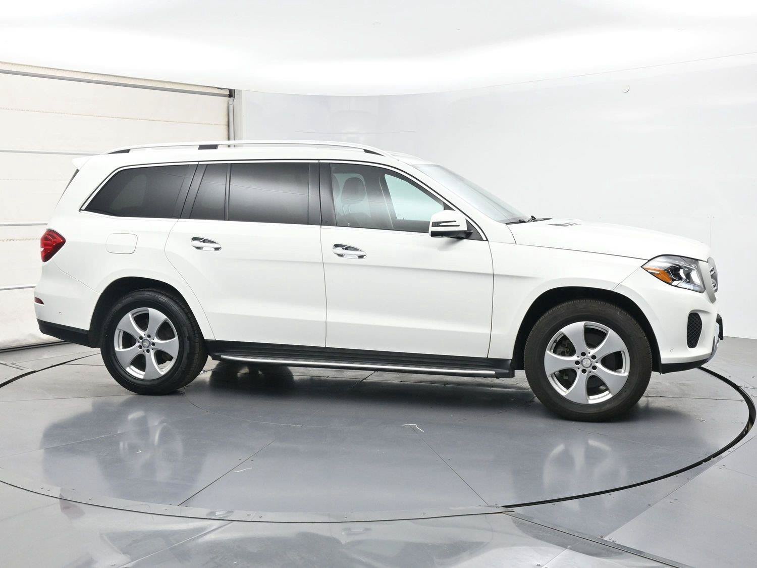 Used 2017 Mercedes-Benz GLS 450 4MATIC image 28
