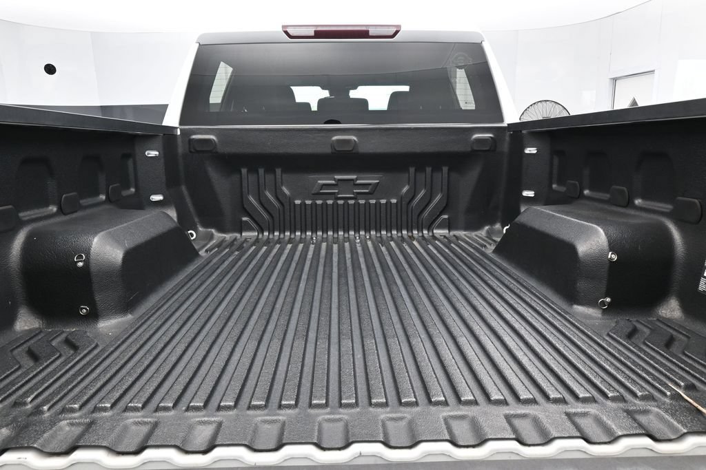 Used 2022 Chevrolet Silverado 1500 Custom RWD image 32