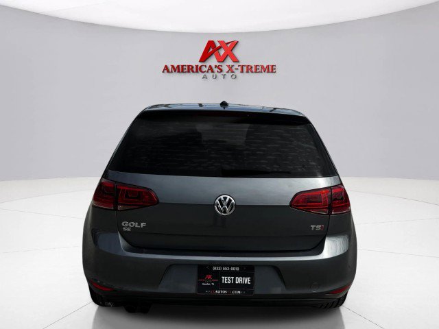 Used 2017 Volkswagen Golf SE image 4
