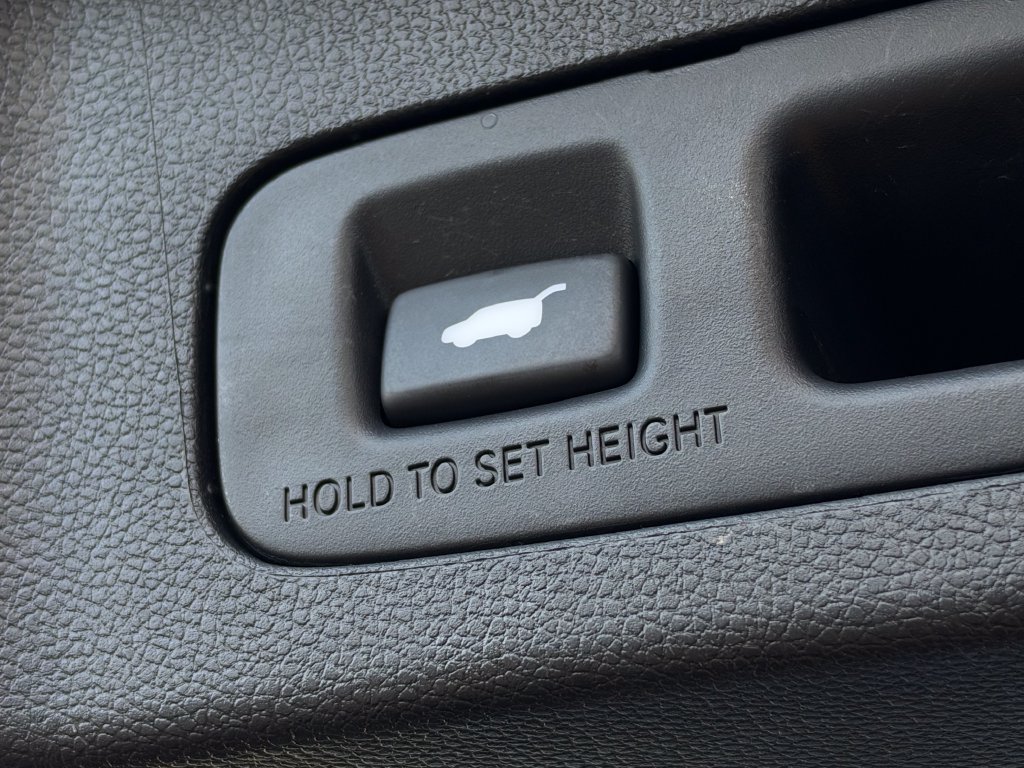 Used 2022 Honda CR-V Touring image 16