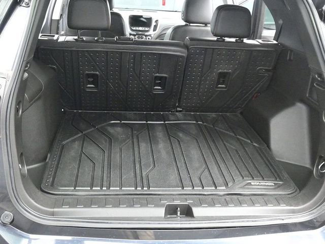 Used 2022 Chevrolet Equinox Premier w/ LPO, Floor Liner Package FWD image 18