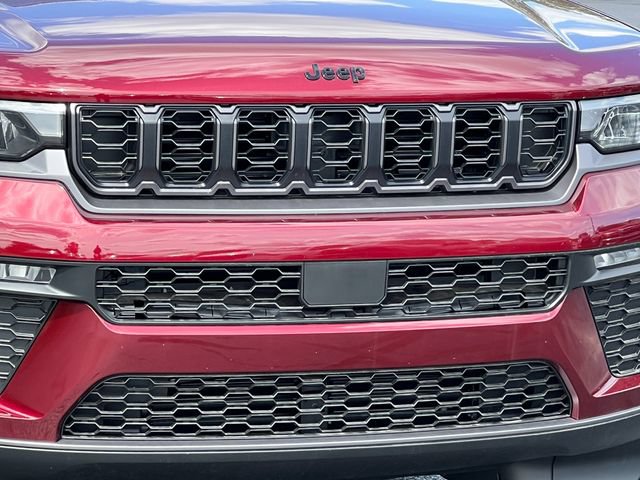 New 2026 Jeep Grand Cherokee L Limited w/ Limited Altitude Package AWD/4WD image 45