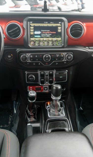 Used 2019 Jeep Wrangler Unlimited Rubicon AWD/4WD image 16