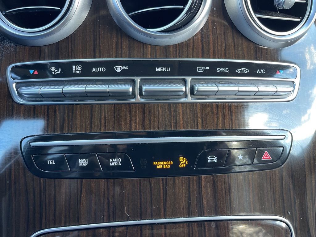 Used 2021 Mercedes-Benz GLC 300 4MATIC image 12