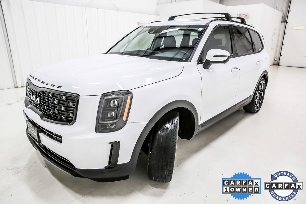 Used 2022 Kia Telluride EX w/ EX Premium Package image 2