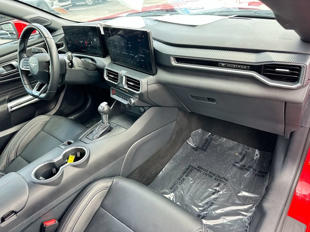 Used 2026 Ford Mustang Premium RWD image 27
