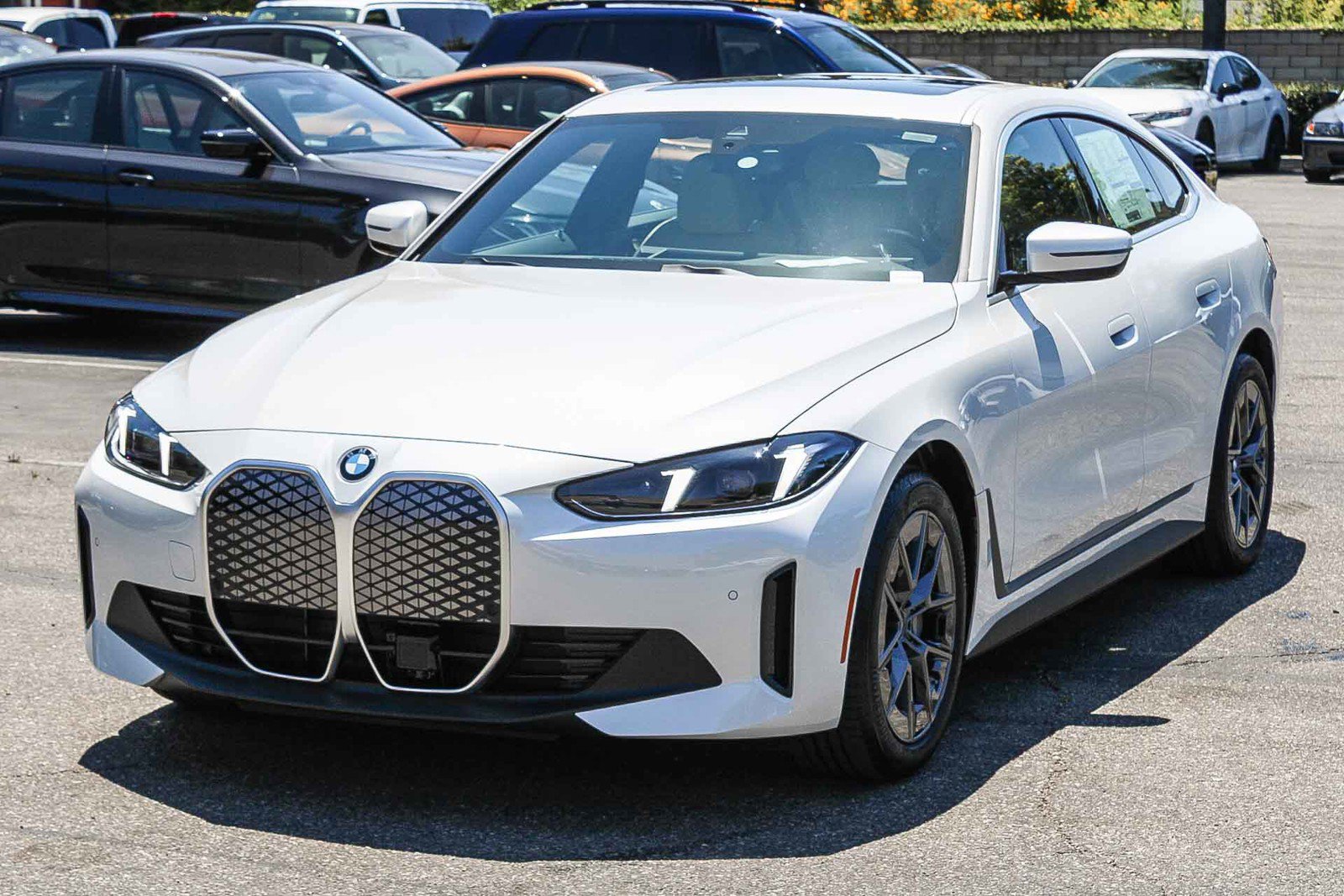 New 2026 BMW i4 xDrive40i w/ Driving Assistance Package AWD/4WD image 3