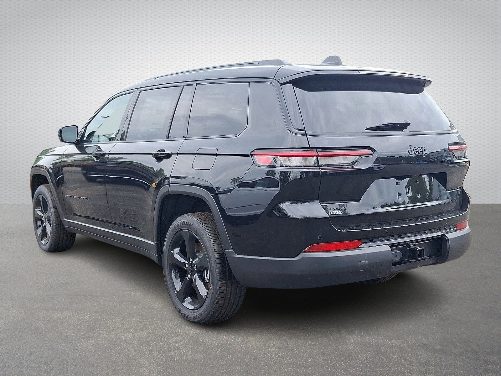 New 2025 Jeep Grand Cherokee L Altitude w/ Trailer Tow Package image 4