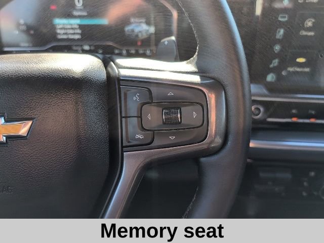 Used 2025 Chevrolet Silverado 1500 High Country w/ High Country Premium Package image 8