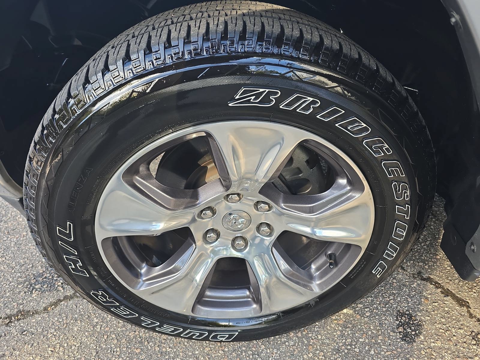 Used 2021 RAM 1500 Laramie AWD/4WD image 34