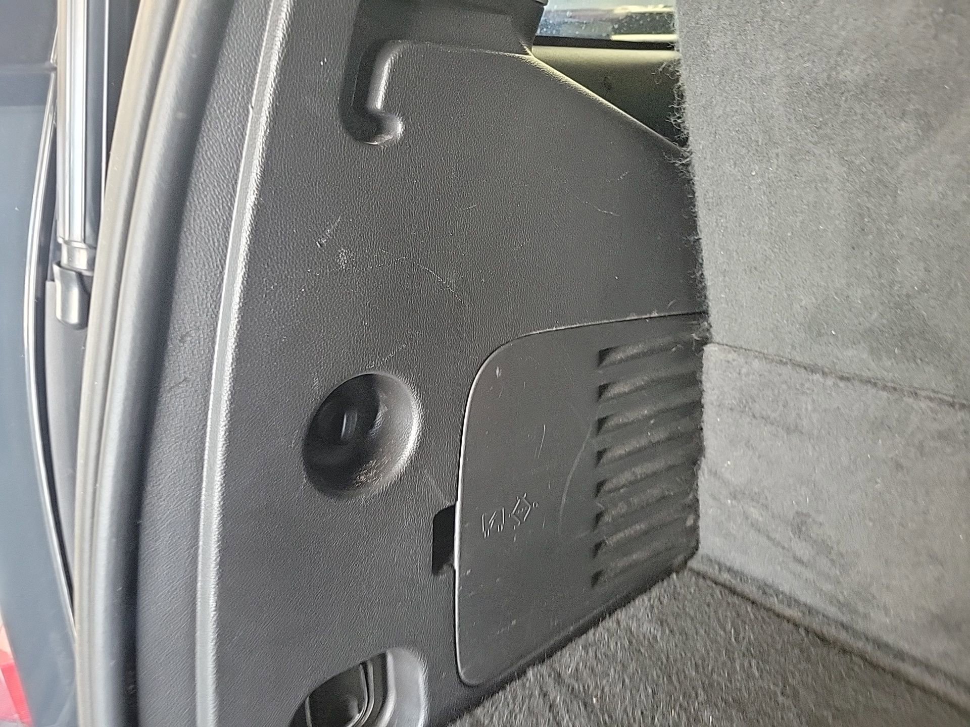 Used 2018 GMC Yukon Denali w/ Denali Ultimate Package image 40