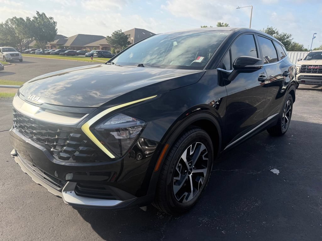 Used 2023 Kia Sportage EX FWD image 13