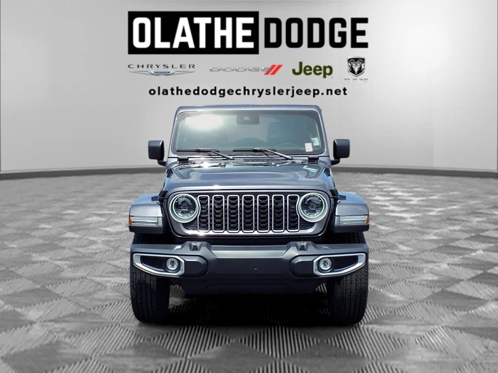 Used 2025 Jeep Wrangler Unlimited Sahara AWD/4WD image 30