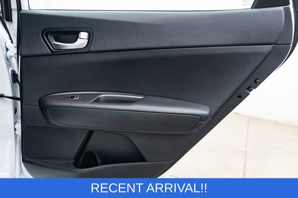 Used 2020 Kia Optima LX image 31